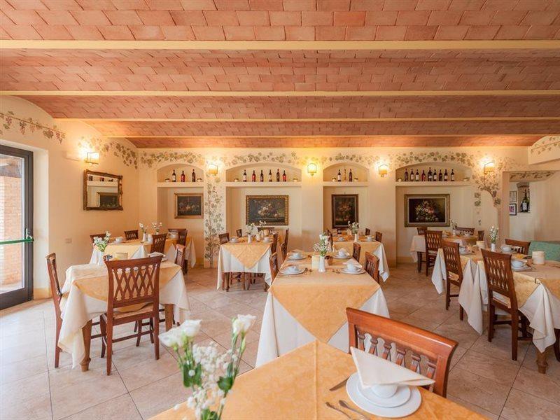 Hotel Saturno Fonte Pura Saturnia Bagian luar foto