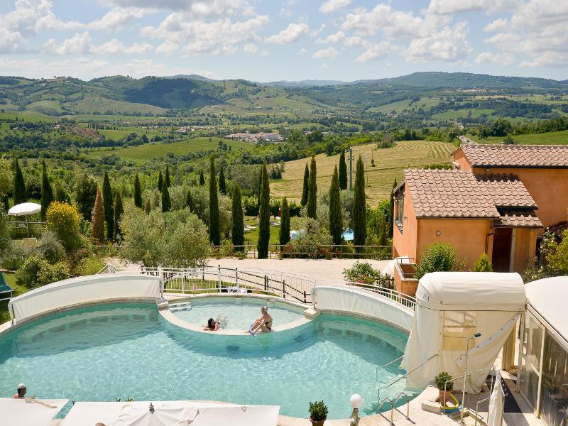 Hotel Saturno Fonte Pura Saturnia Bagian luar foto