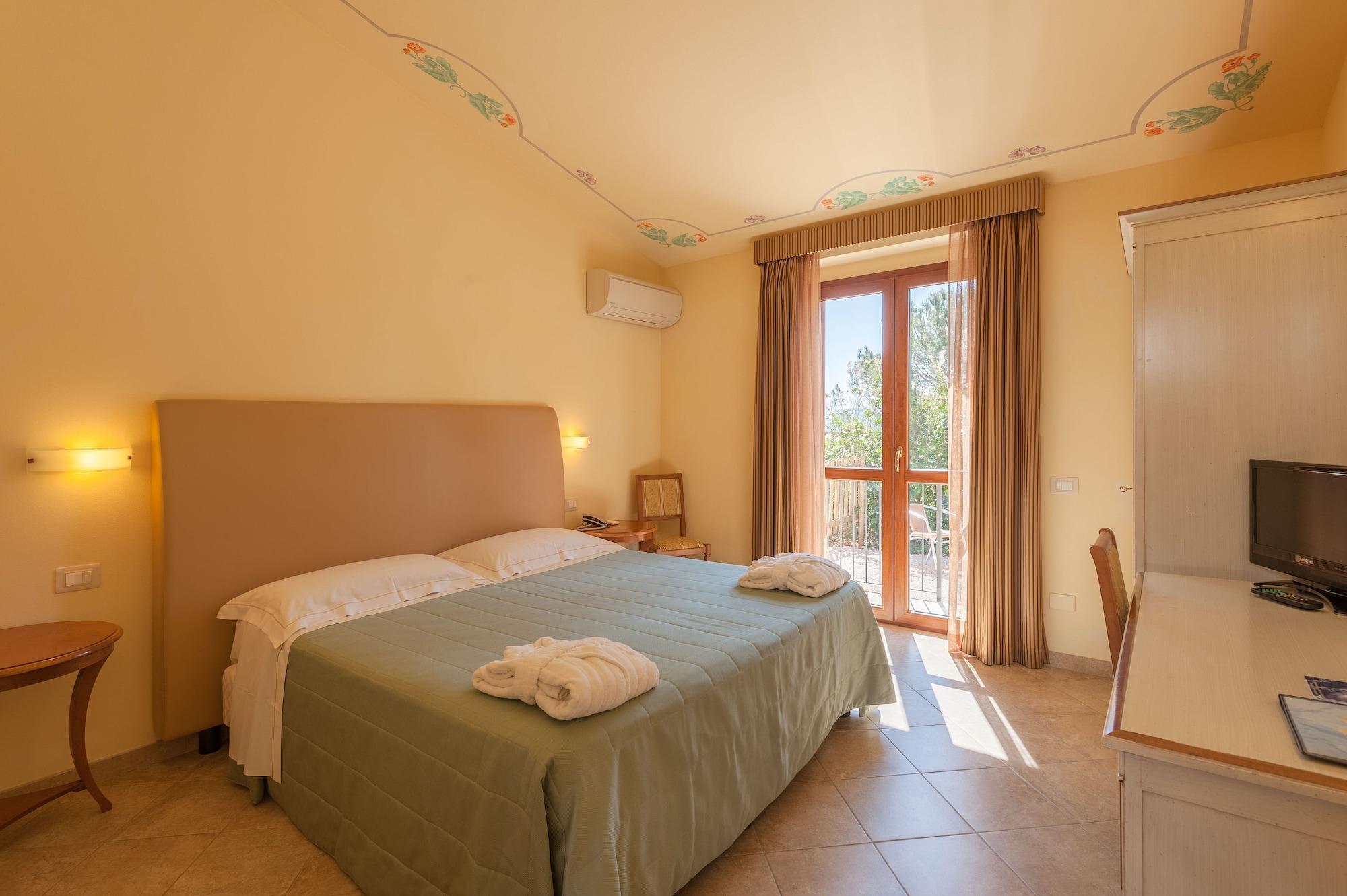 Hotel Saturno Fonte Pura Saturnia Bagian luar foto