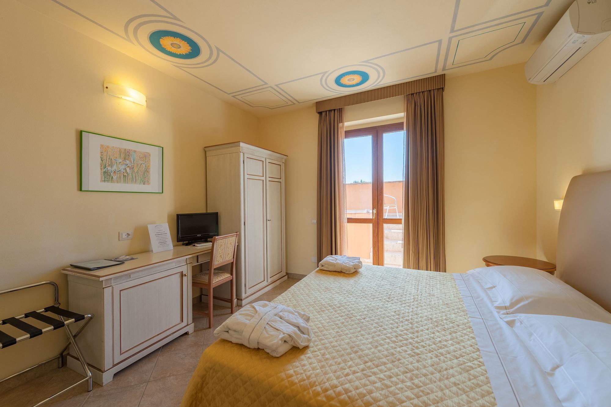Hotel Saturno Fonte Pura Saturnia Bagian luar foto