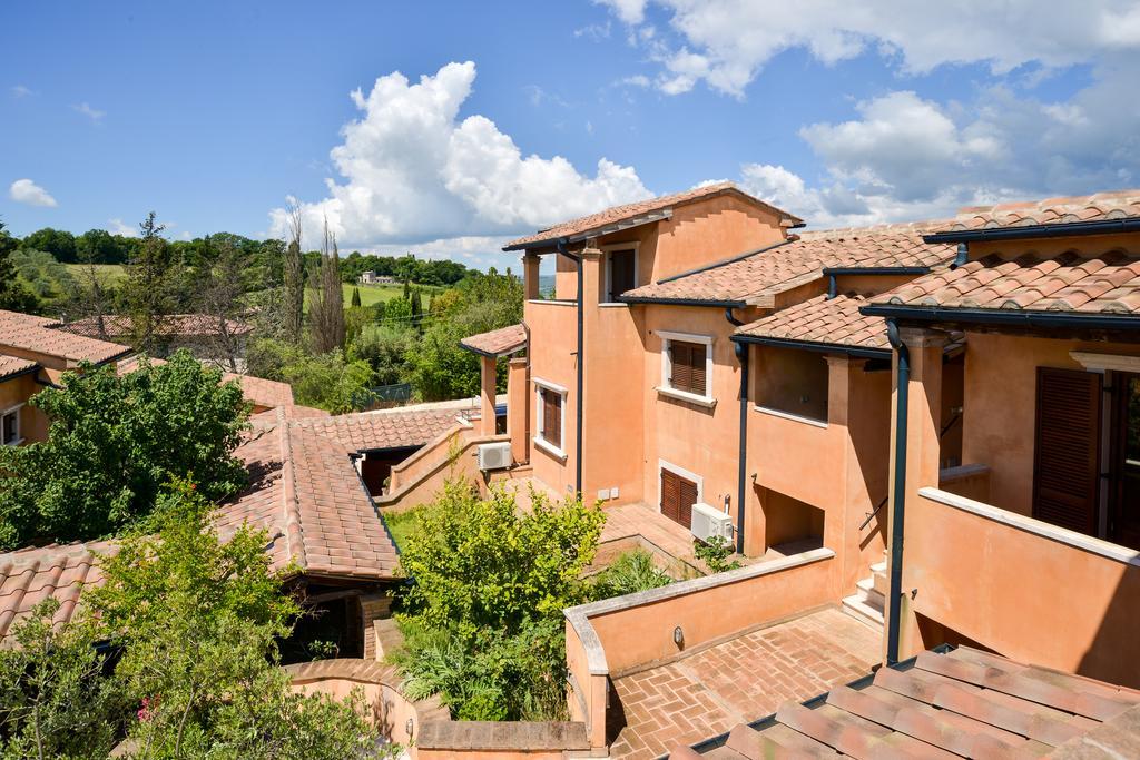 Hotel Saturno Fonte Pura Saturnia Bagian luar foto