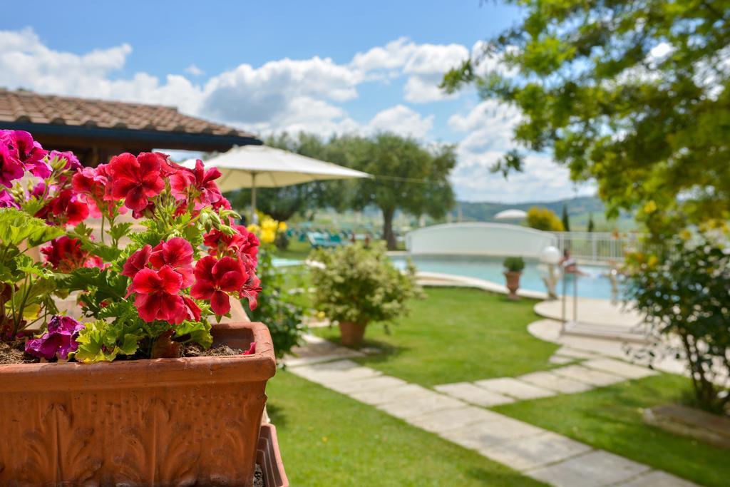 Hotel Saturno Fonte Pura Saturnia Bagian luar foto