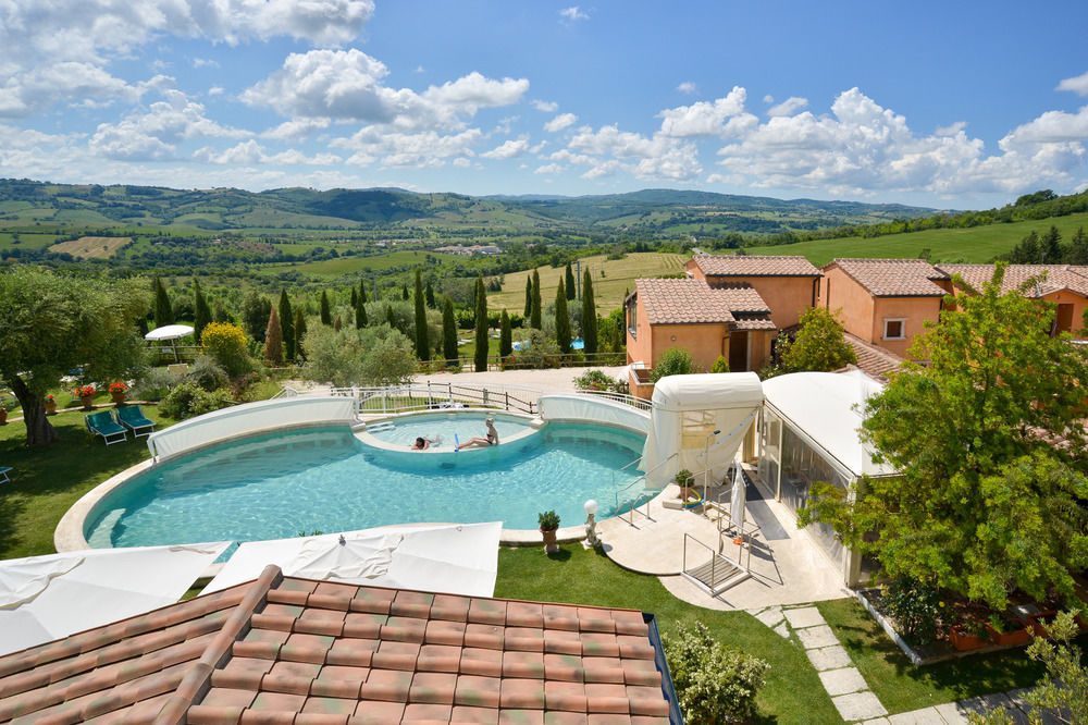 Hotel Saturno Fonte Pura Saturnia Bagian luar foto