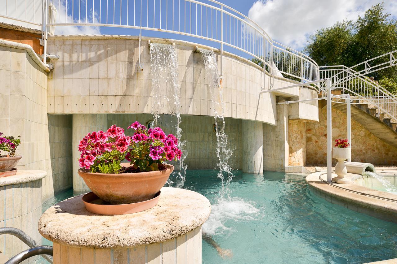 Hotel Saturno Fonte Pura Saturnia Bagian luar foto