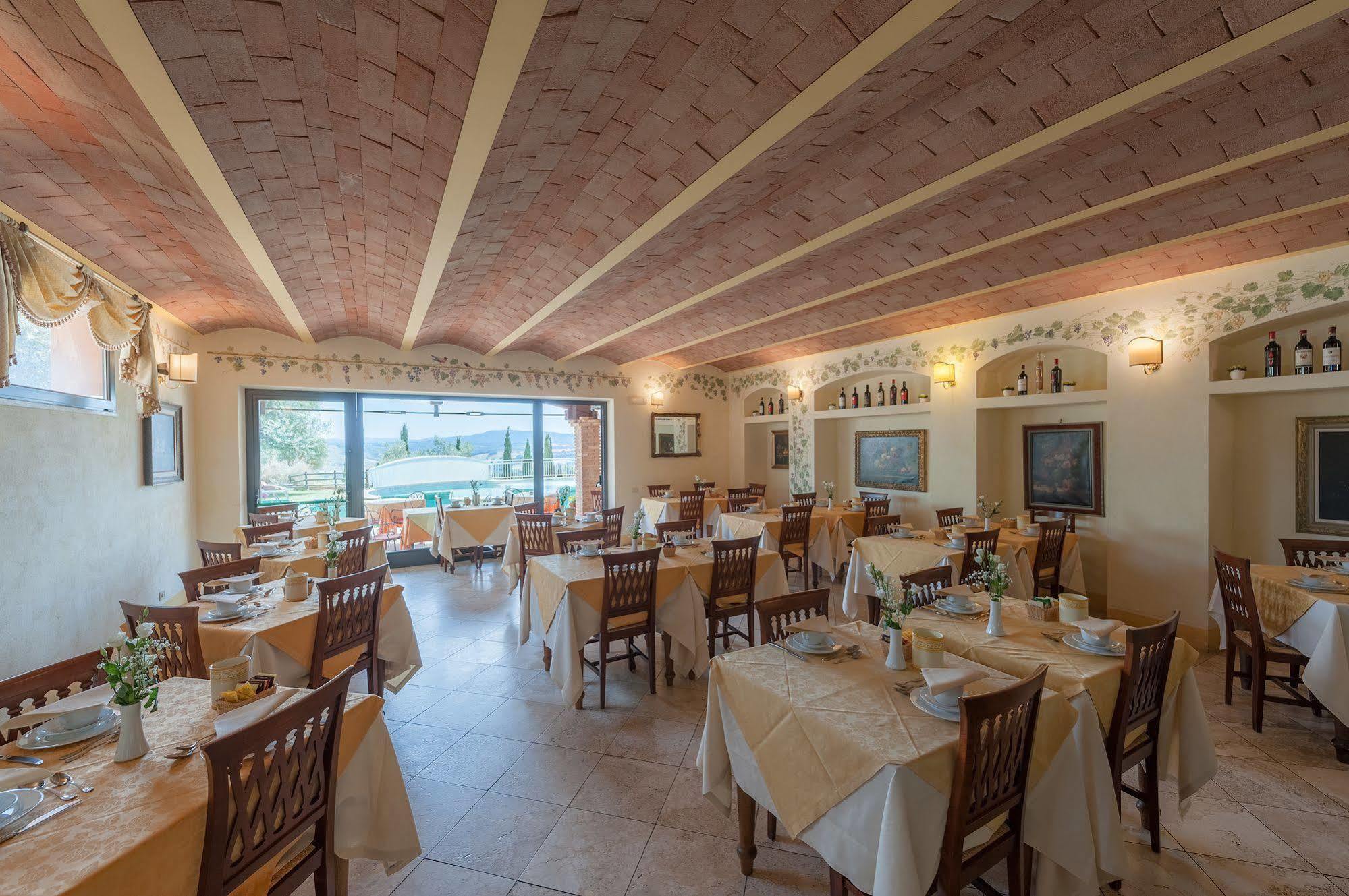 Hotel Saturno Fonte Pura Saturnia Bagian luar foto
